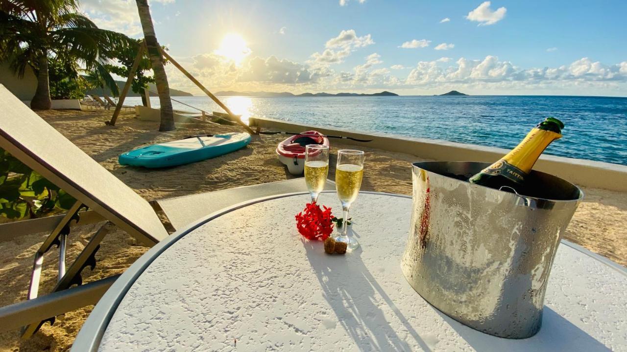 Mango Bay Resort スパニッシュタウン エクステリア 写真