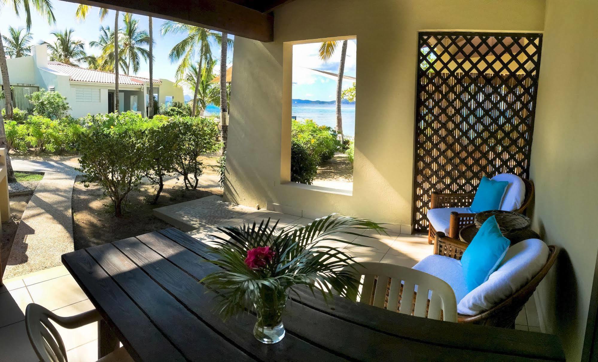 Mango Bay Resort スパニッシュタウン エクステリア 写真